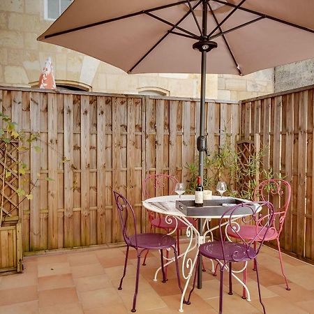 Logis Loiseau Avec Terrasse Apartment Saint-Emilion Exterior photo