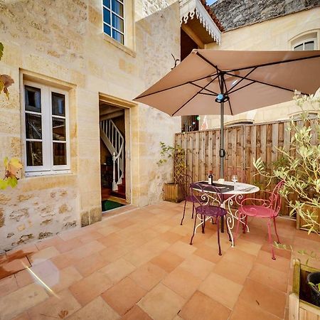 Logis Loiseau Avec Terrasse Apartment Saint-Emilion Exterior photo